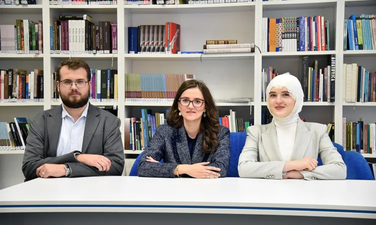 Research on the Relationship Between Financial Behavior, Financial Well-Being, and Sustainable Consumption: Multidimensional Analysis